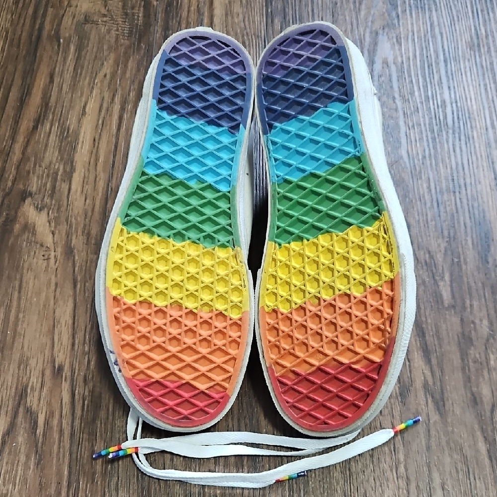 Vans Rainbow Pride Old Skool Low Top Sneakers White Canvas Women 8